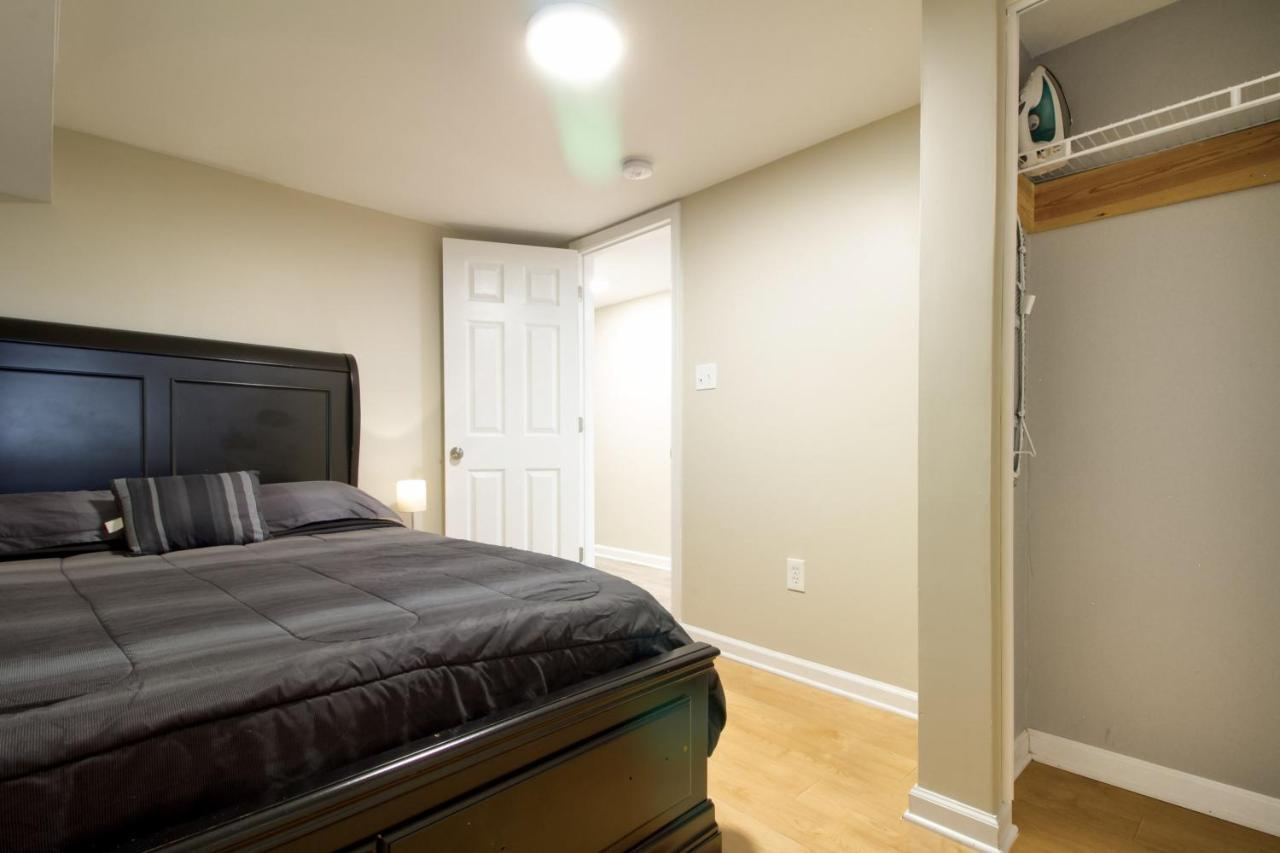 The Gray House By Gallaudet 4 Bedroom 3 Ba