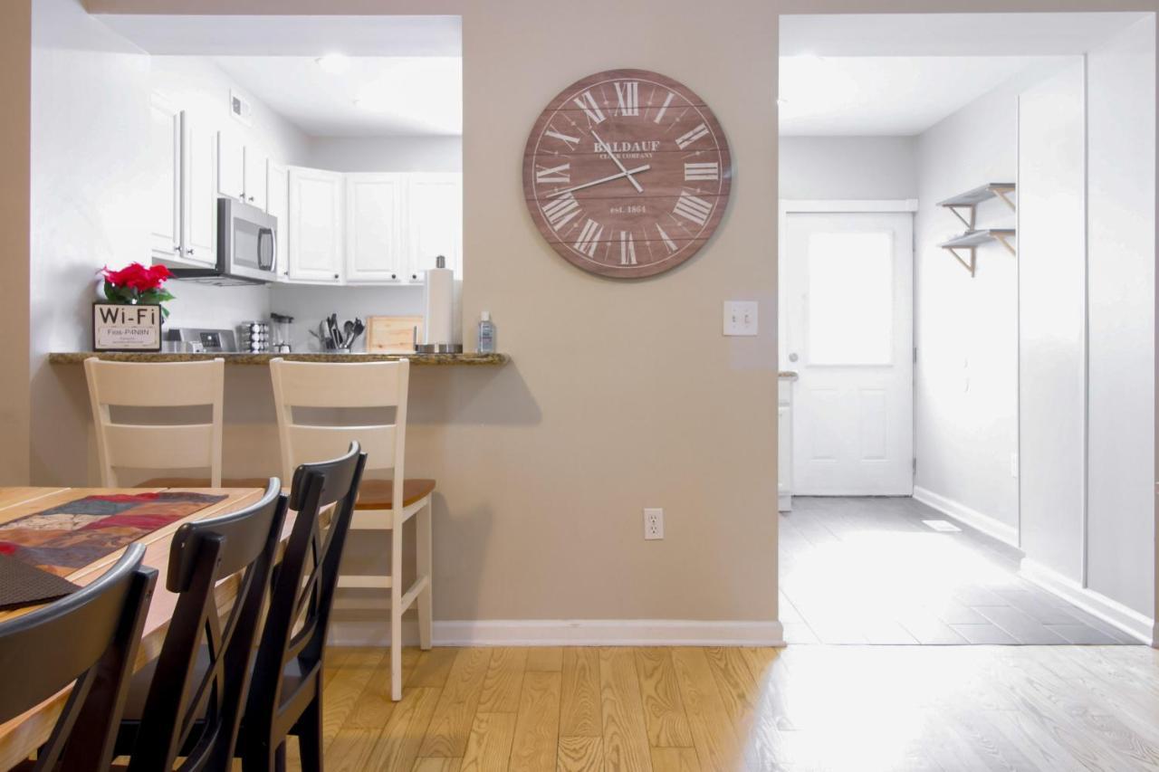 The Gray House By Gallaudet 4 Bedroom 3 Ba Holiday home *