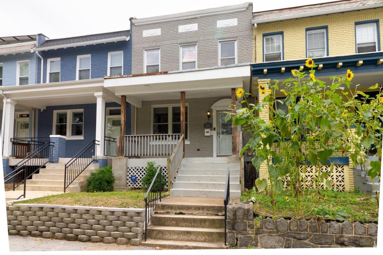 The Gray House By Gallaudet 4 Bedroom 3 Ba Holiday home