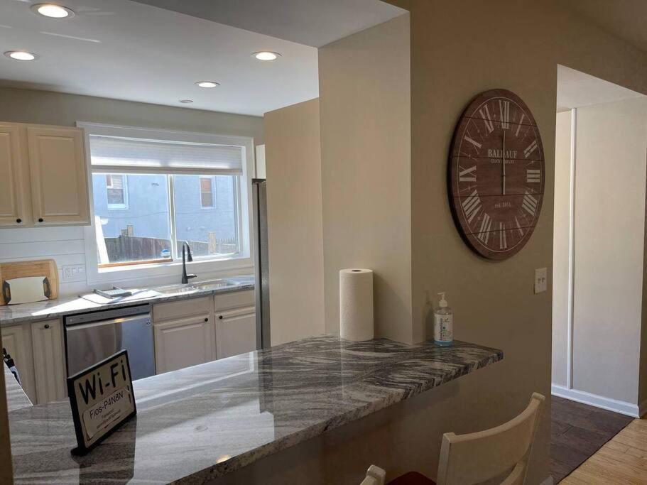 Holiday home The Gray House By Gallaudet 4 Bedroom 3 Ba *