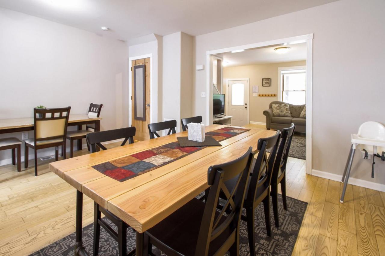 The Gray House By Gallaudet 4 Bedroom 3 Ba *